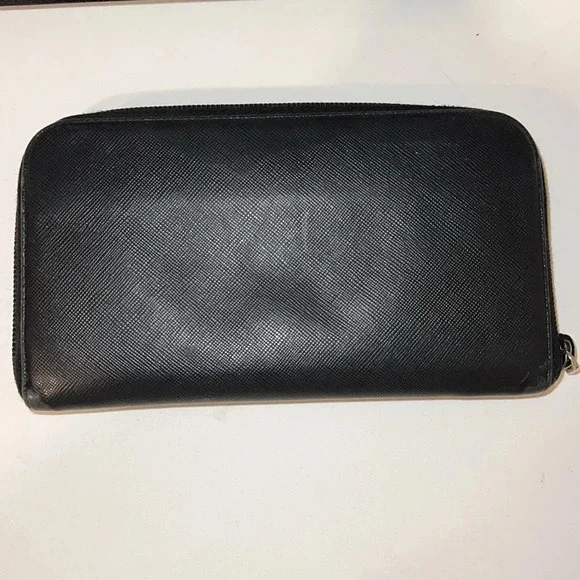 Prada Saffiano Black Zip Wallet - Picture 3 of 8